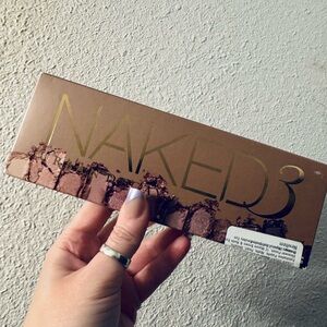 New Urban Decay Naked3 Eyeshadow Palette